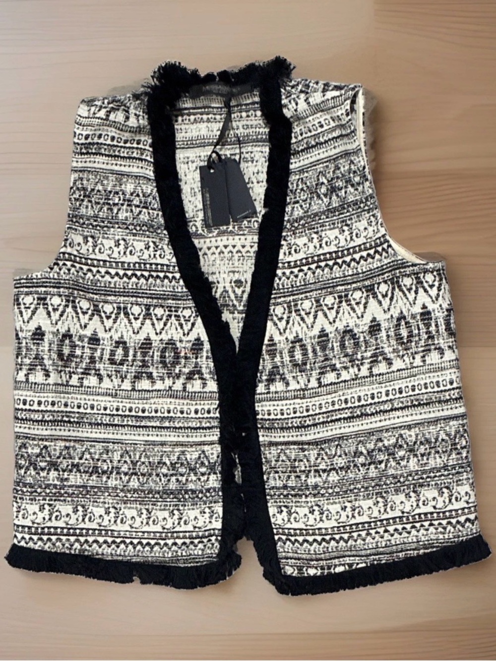 Messagerie Black and White Patterned Fringe-Trim Vest
